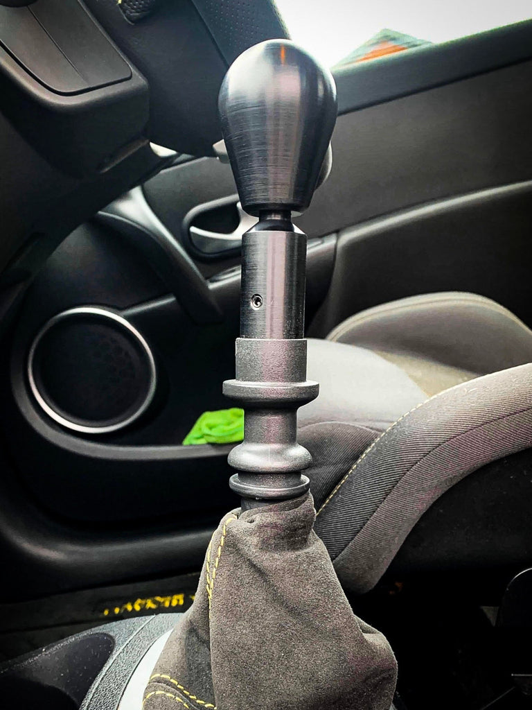 ZeroPointOne Gearstick Extender and Gear Knob - Renault Clio Mk3 RS/19